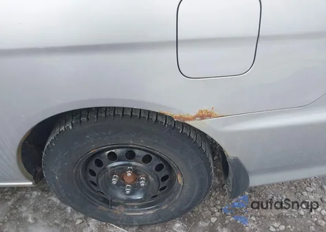 2005 Honda Civic Lx from USA, damaged, VIN 1HGEM21575L044052